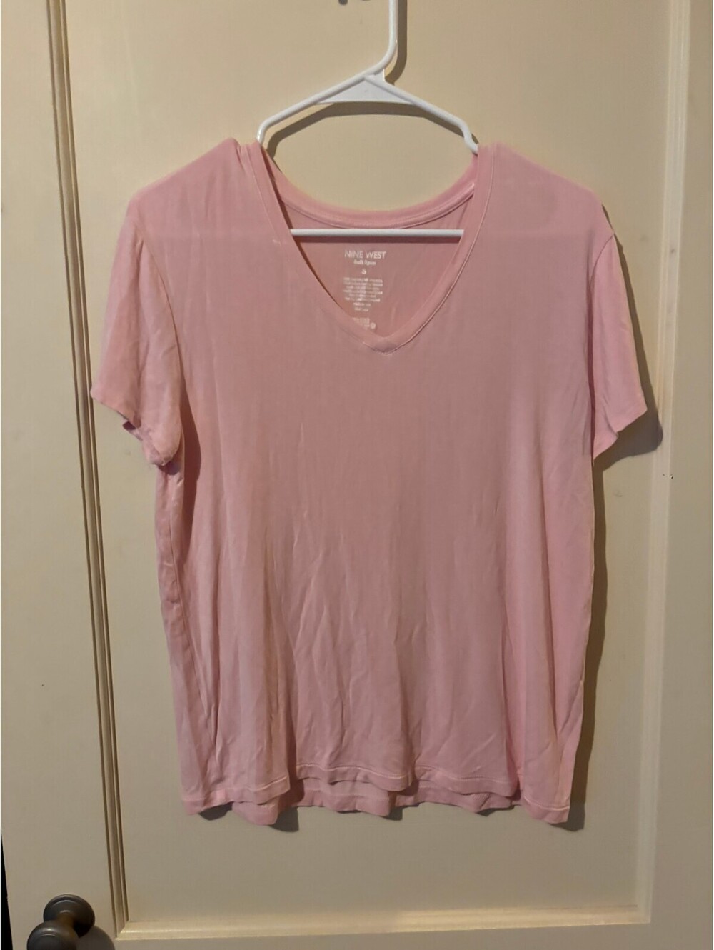 Nine West Soft Spun Pink V-Neck Short Sleeve Shirt Size S